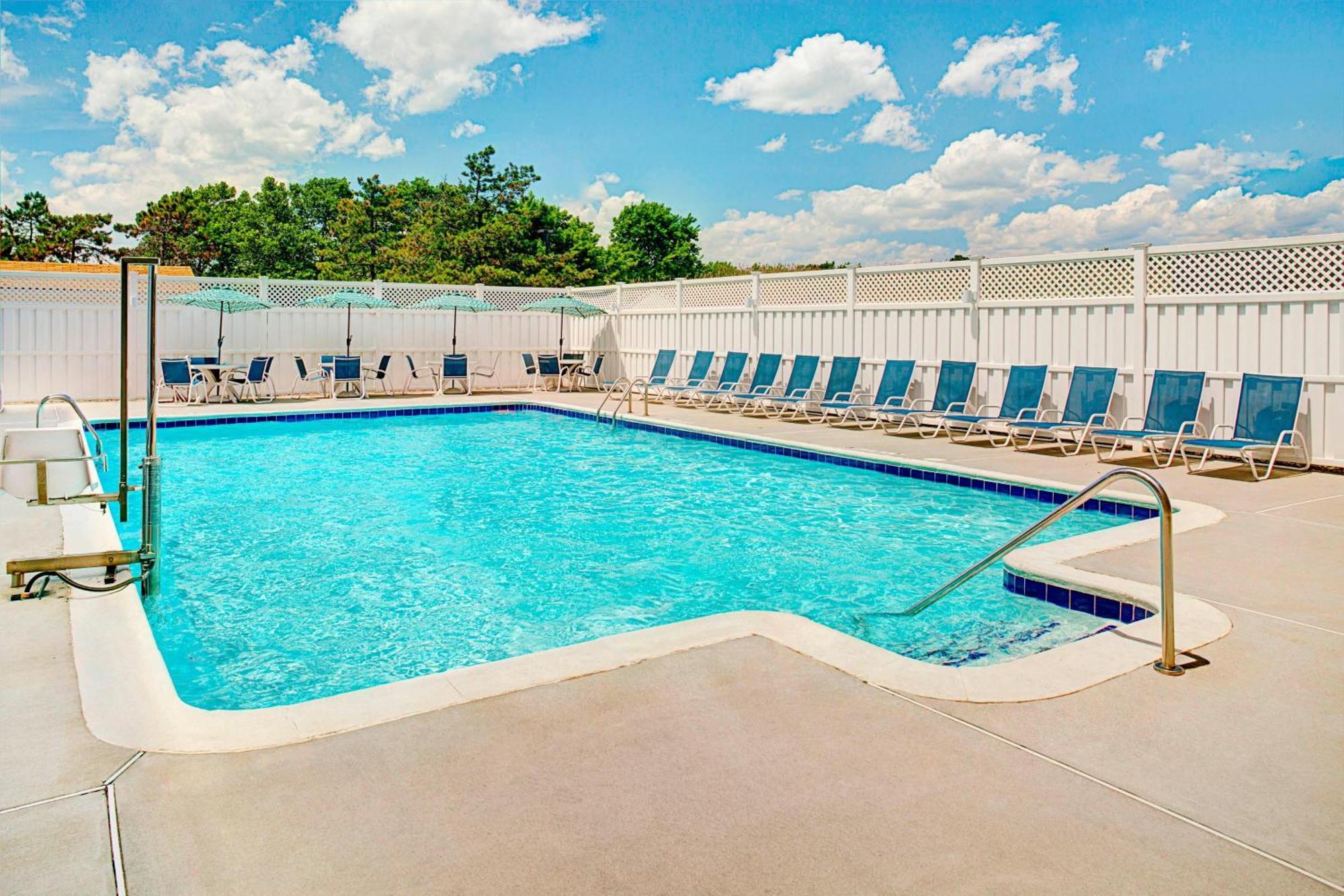Four Points By Sheraton Philadelphia Airport Exterior photo
