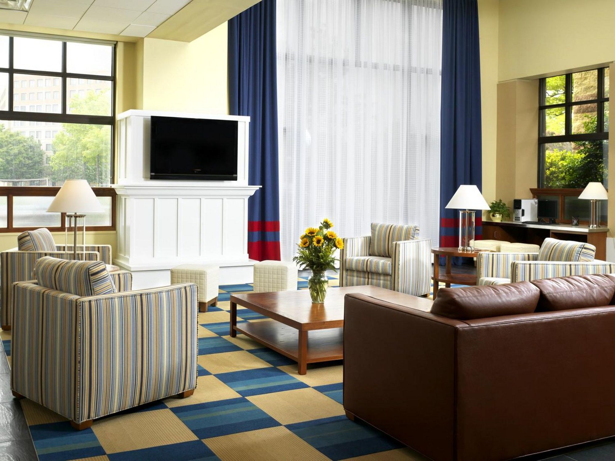Four Points By Sheraton Philadelphia Airport Exterior photo
